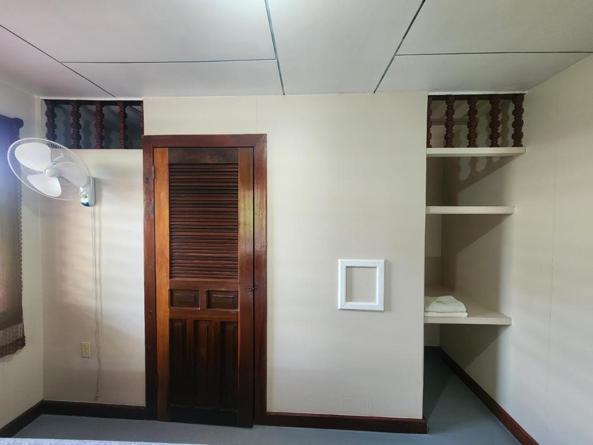 Fenix Hotel & Hostel أوتاليا المظهر الخارجي الصورة