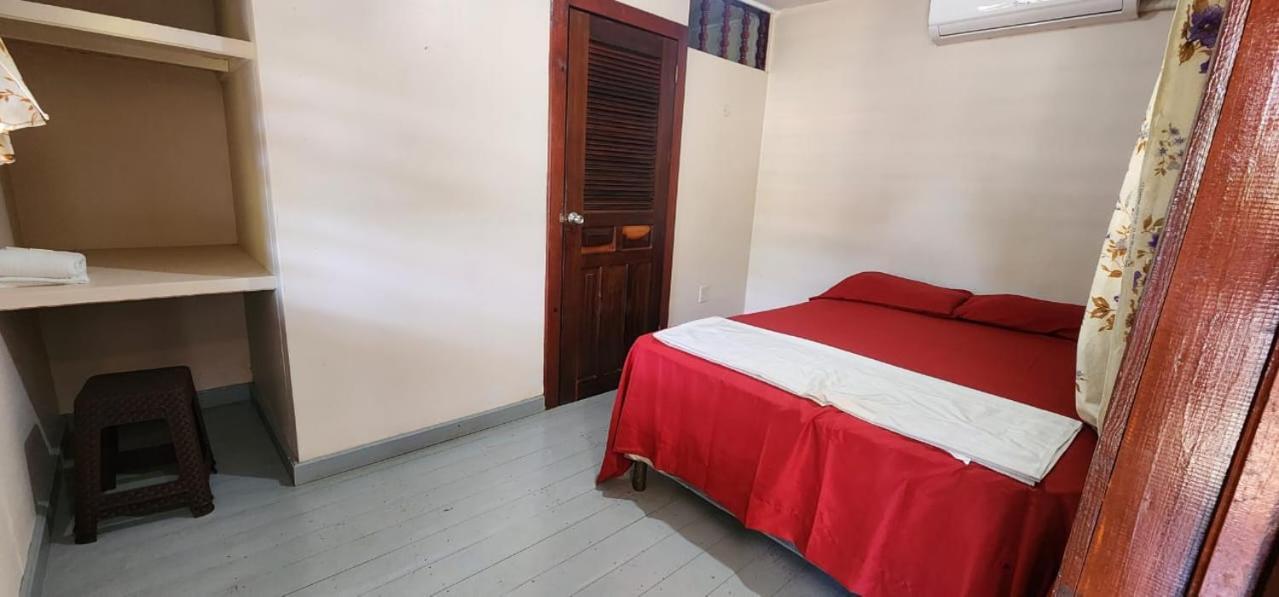 Fenix Hotel & Hostel أوتاليا المظهر الخارجي الصورة